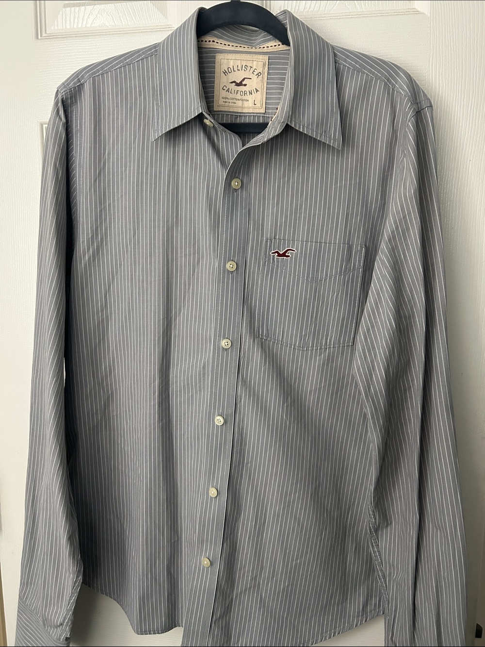 Hollister Men's Gray Long-Sleeve Button Shirt VINTAGE